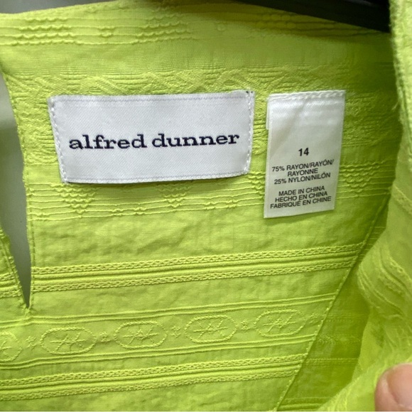 Alfred Dunner Size 14 Green Pullover Blouse 3/4 Sleeves Beads & Lace Mature Top - Picture 5 of 15